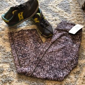 NWT Fabletics Powerhold Snake Print Crop Capris